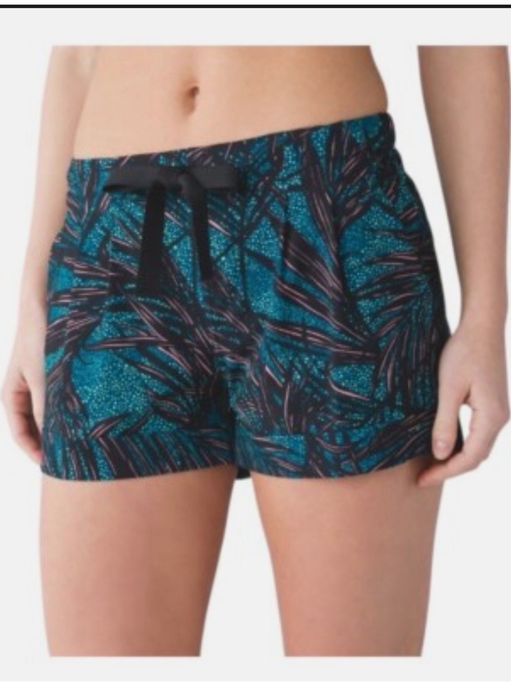 lululemon athletica Spring Break Away Shorts Il Palm Lace Tofino Teal Multi